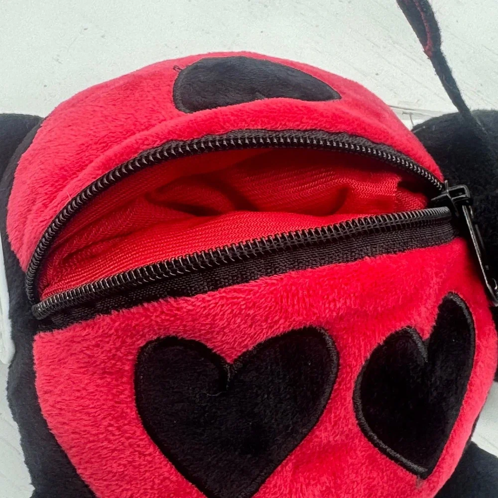 American Greetings Plush Ladybug Heart Zip Pouch Red Black 8